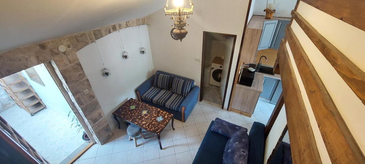 Apartment Stunning View-maleni