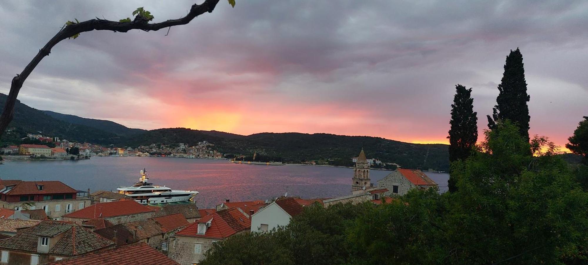 Stunning View-maleni Vis